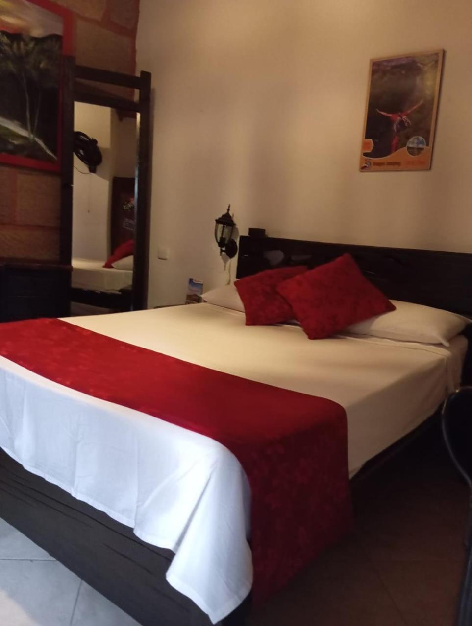 Santander Aleman Hostel 산힐 외부 사진