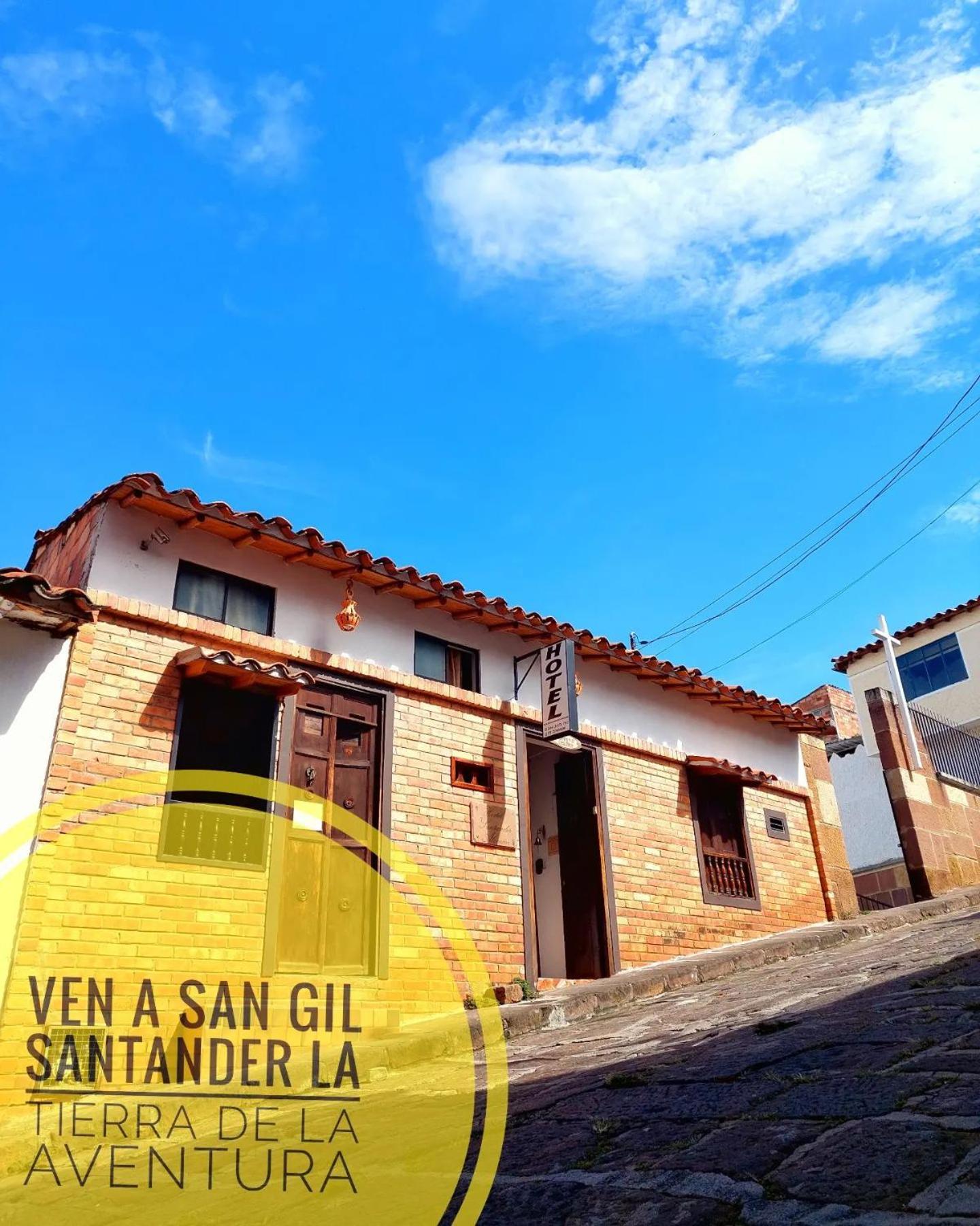 Santander Aleman Hostel 산힐 외부 사진